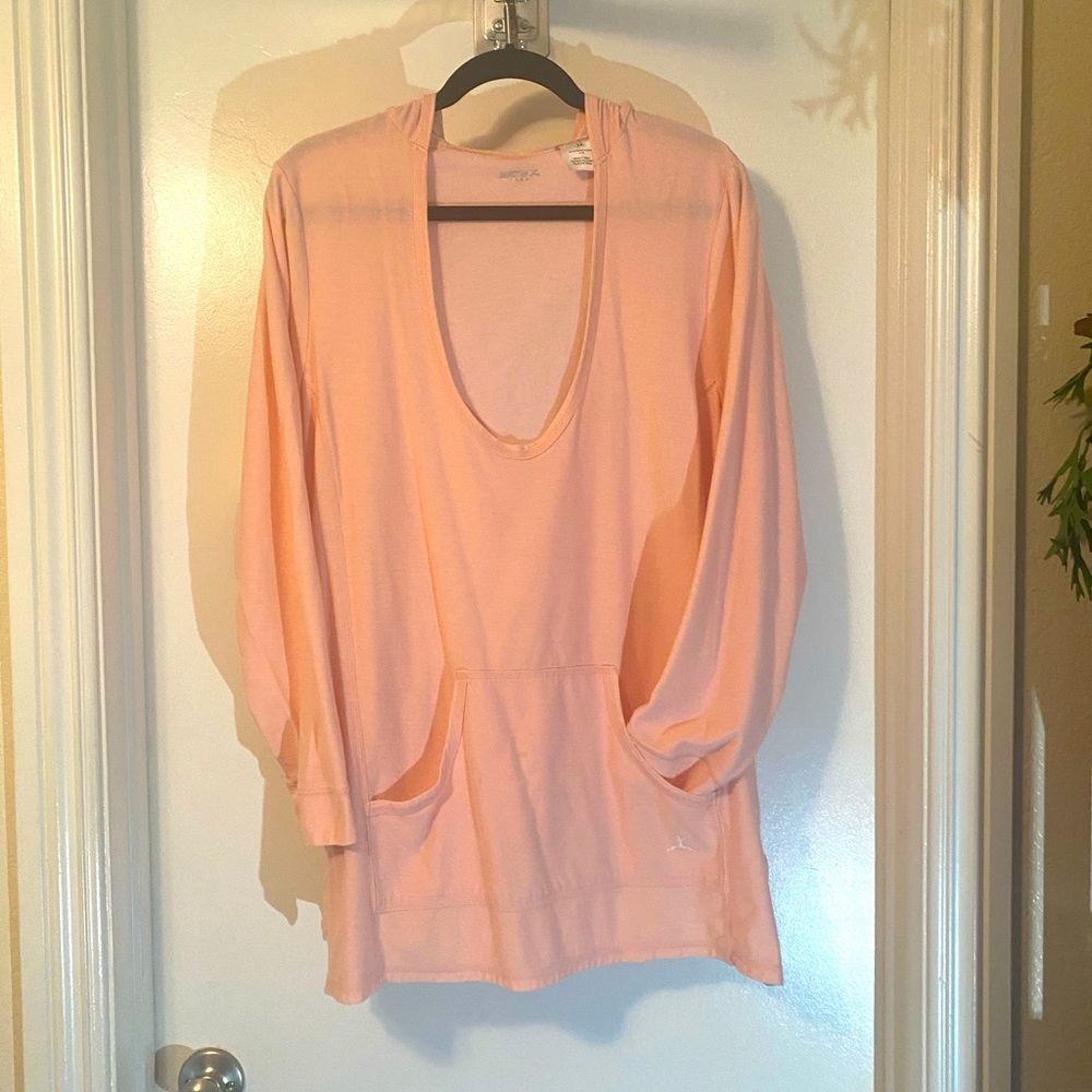 Hooded tunic top